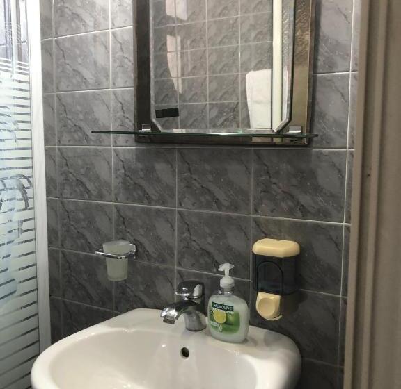 בית מלון כפרי Villa Pepeto Durres Albania