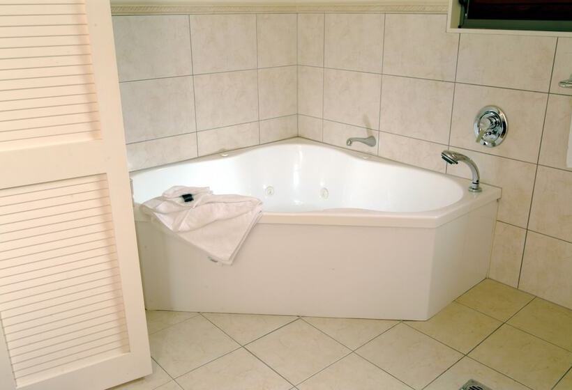 בית מלון כפרי Voyager Apartments Taupo