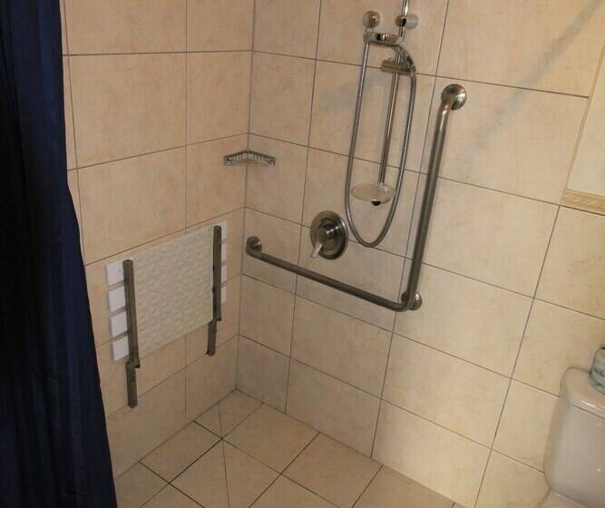 בית מלון כפרי Voyager Apartments Taupo