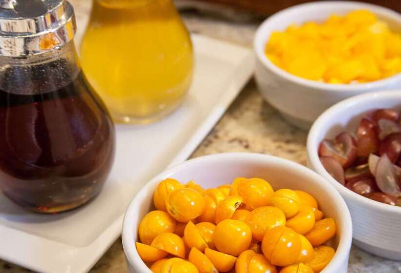 هتل Wyndham Garden Guayaquil