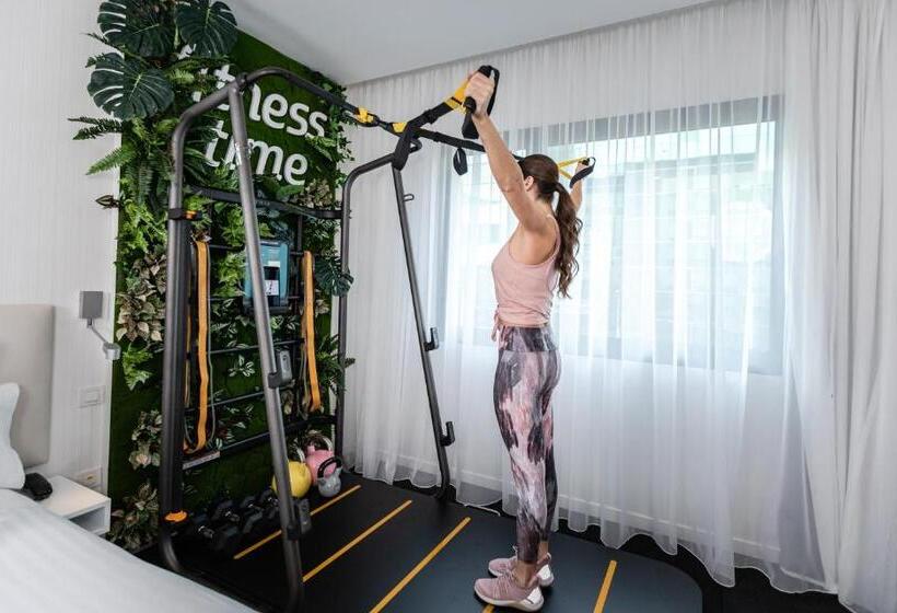 هتل Zentral Castellana Norte