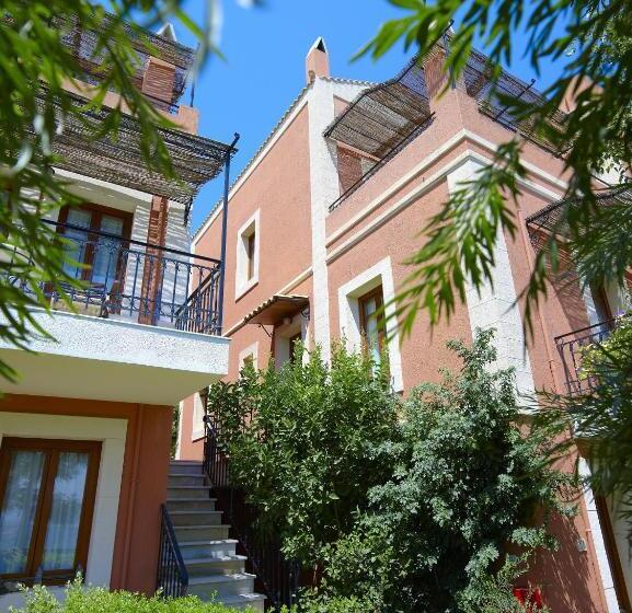 Katalagari Country Suites