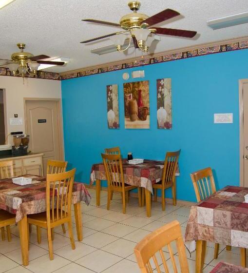 مُتل Texas Inn And Suites City Center At University Dr