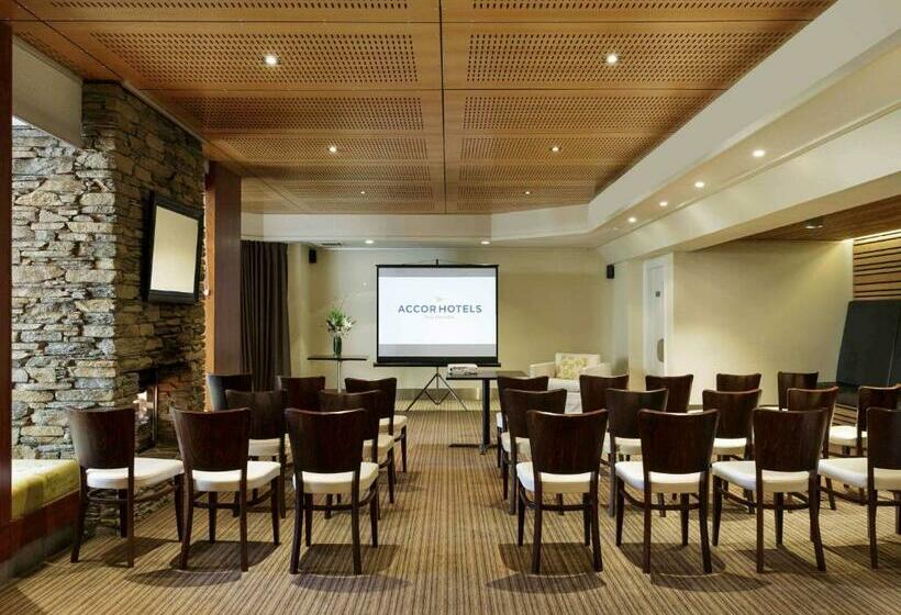 Novotel Queenstown Lakeside