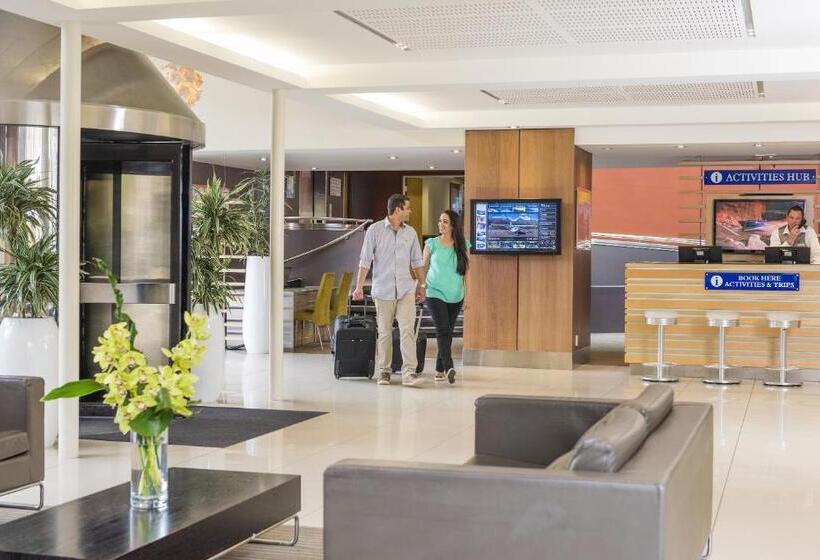 Novotel Queenstown Lakeside