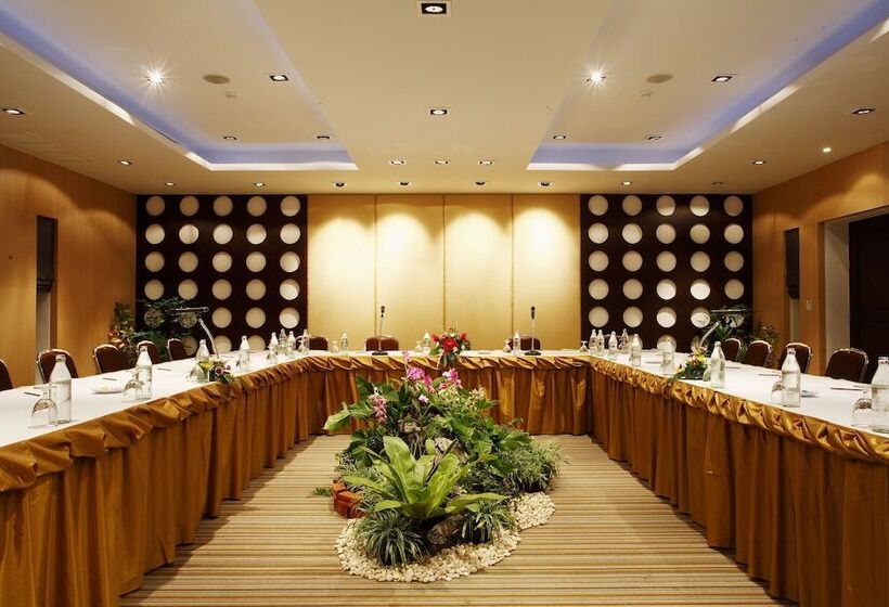 Peace Laguna Resort & Spa   Sha Extra Plus