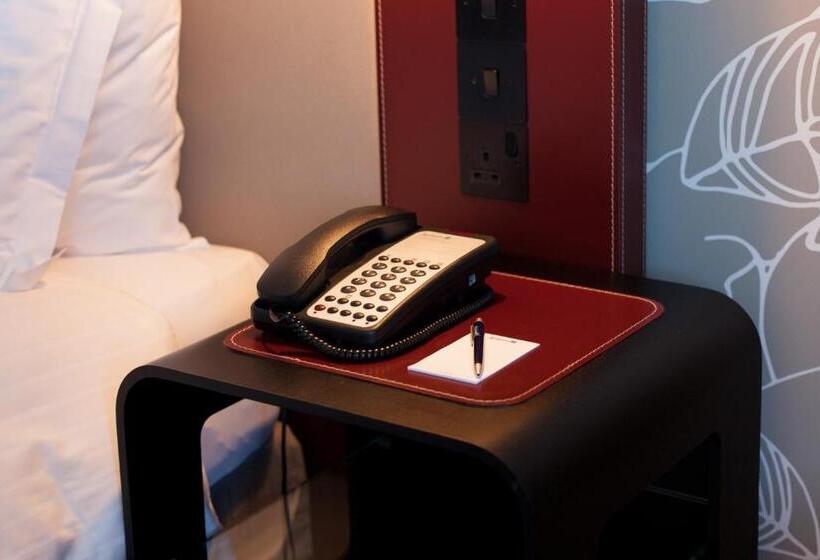 Radisson Blu Waterfront Hotel, Jersey