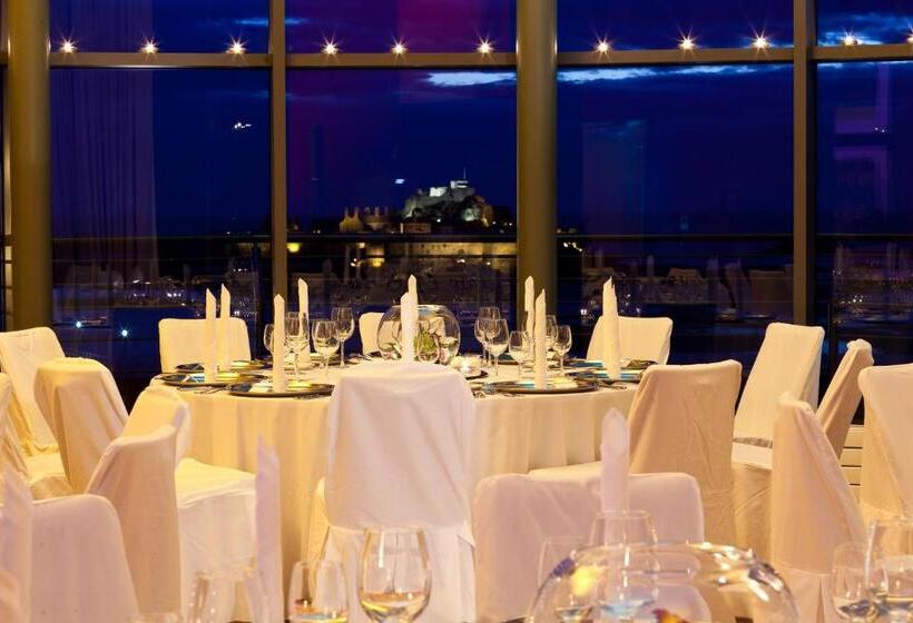 Radisson Blu Waterfront Hotel, Jersey