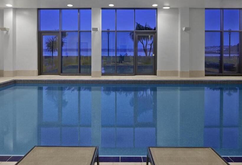 Radisson Blu Waterfront Hotel, Jersey