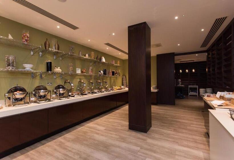 Radisson Blu Waterfront Hotel, Jersey