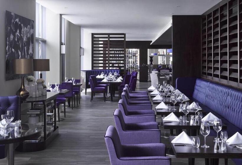 Radisson Blu Waterfront Hotel, Jersey