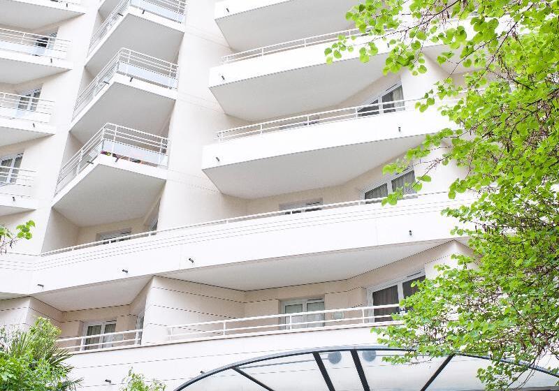 Aparthotel Adagio La Défense Le Parc