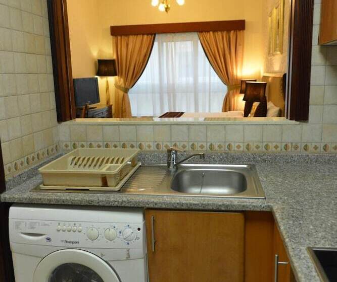 Al Manar Hotel Apartments