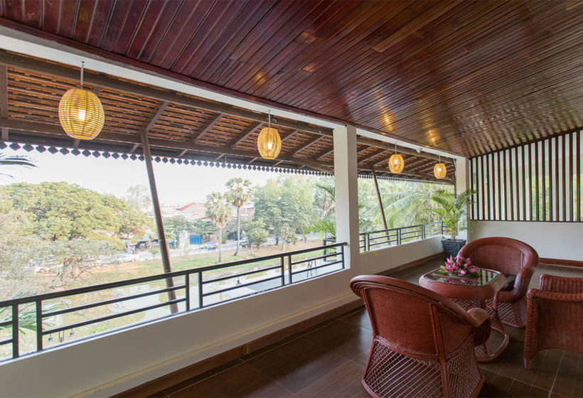 ホテル Angkor Vireak Chey