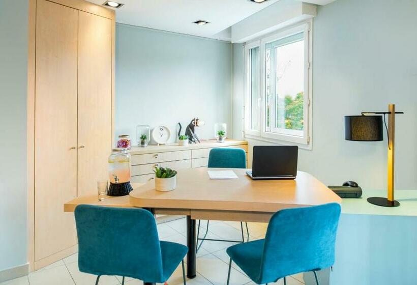 Aparthotel Adagio Access Paris Porte De Charenton