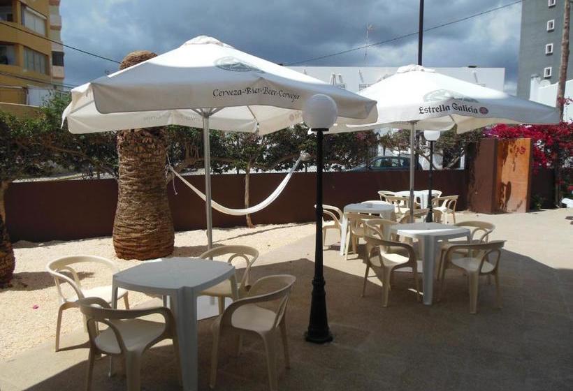 Apartamentos Es Cantó