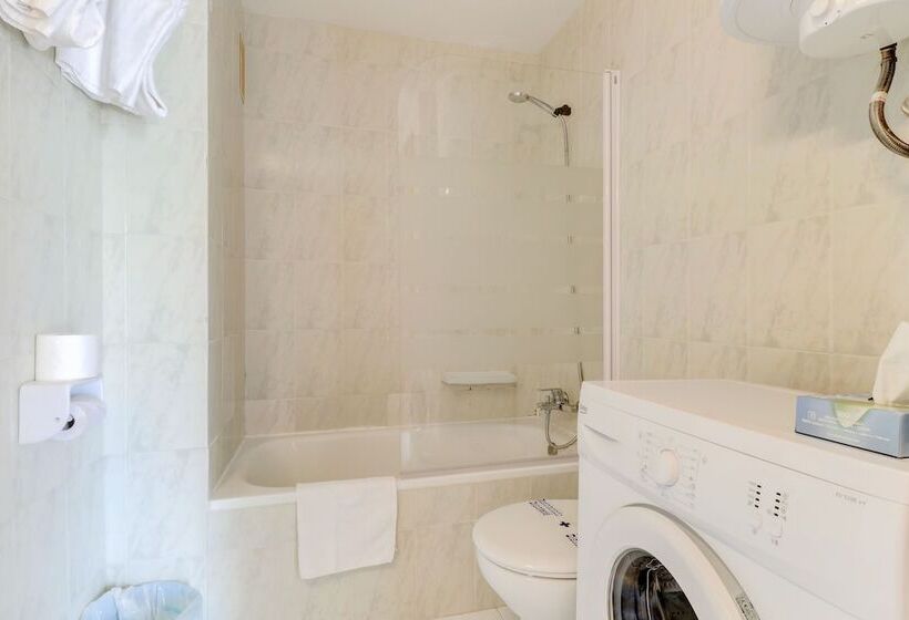 Apartamentos Llevant