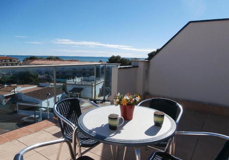 Apartamentos Salsadellans 3000