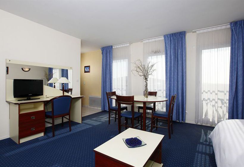 Appart'hôtel Appart'City Pontoise Cergy le Haut