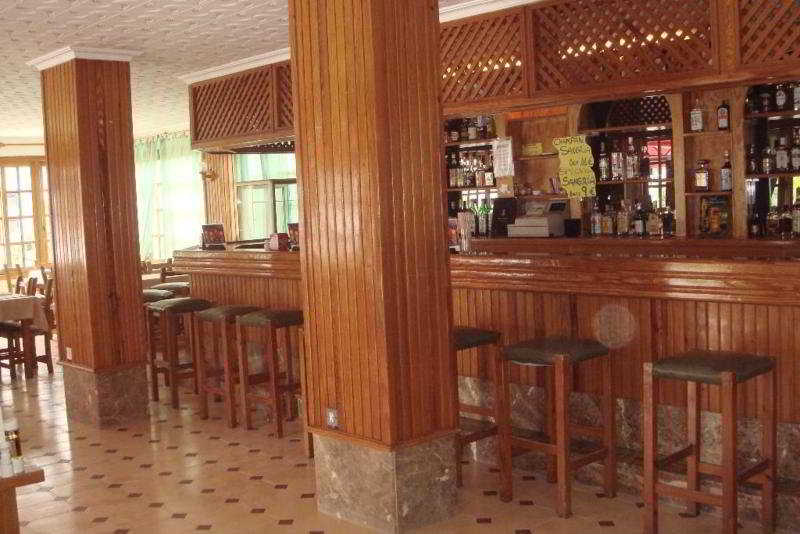 Apartamentos Bahia De San Antonio