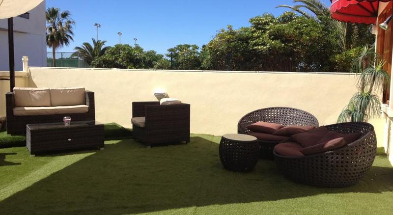 Apartamentos Bahia De San Antonio