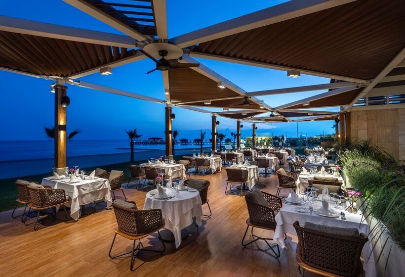 Calista Luxury Resort