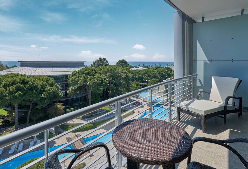 Calista Luxury Resort