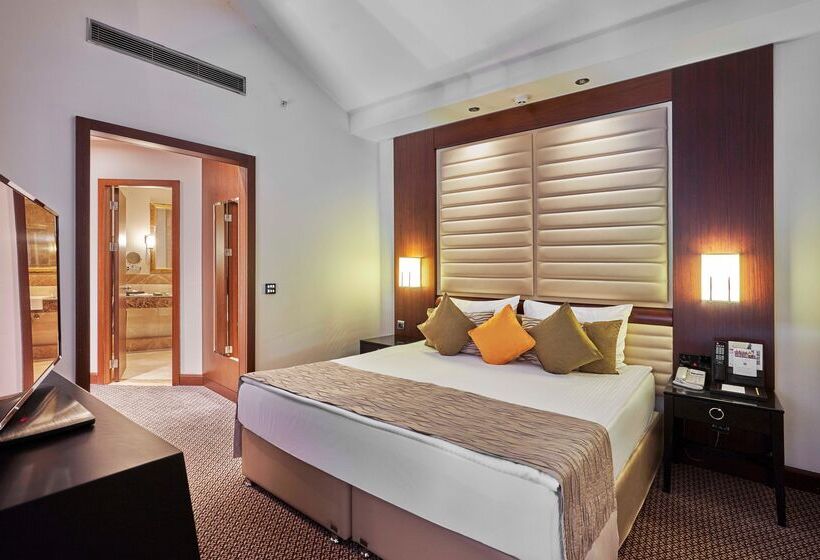 Calista Luxury Resort