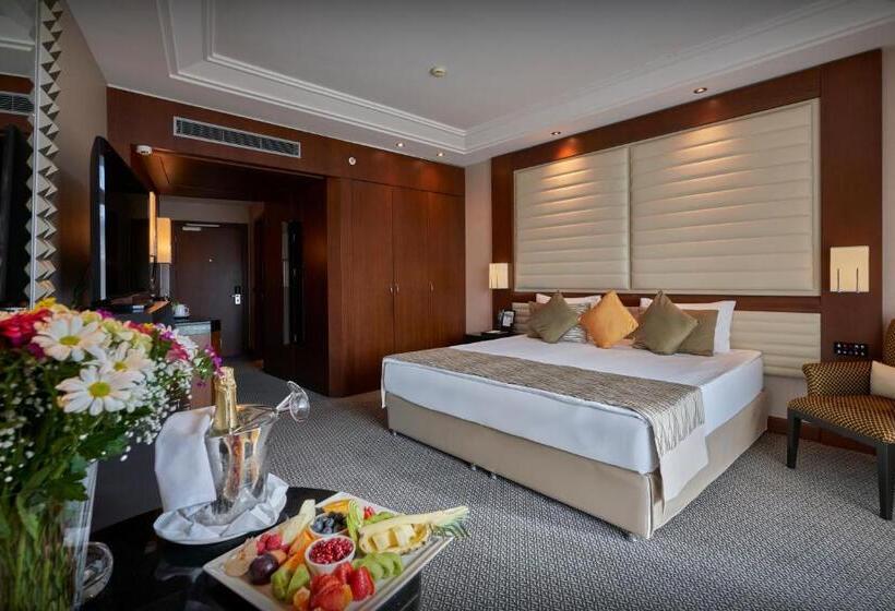 Calista Luxury Resort