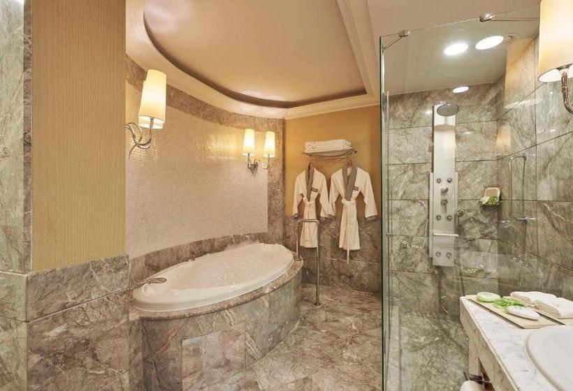 Calista Luxury Resort