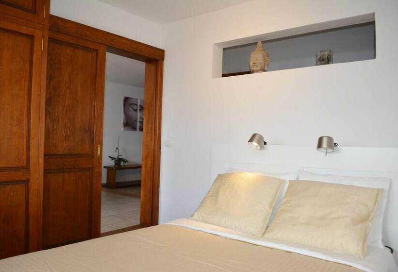 Casa Vera De La Hoya