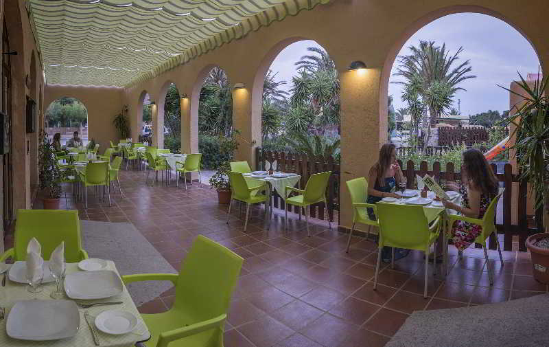 Complejo Turístico Los Escullos San Jose