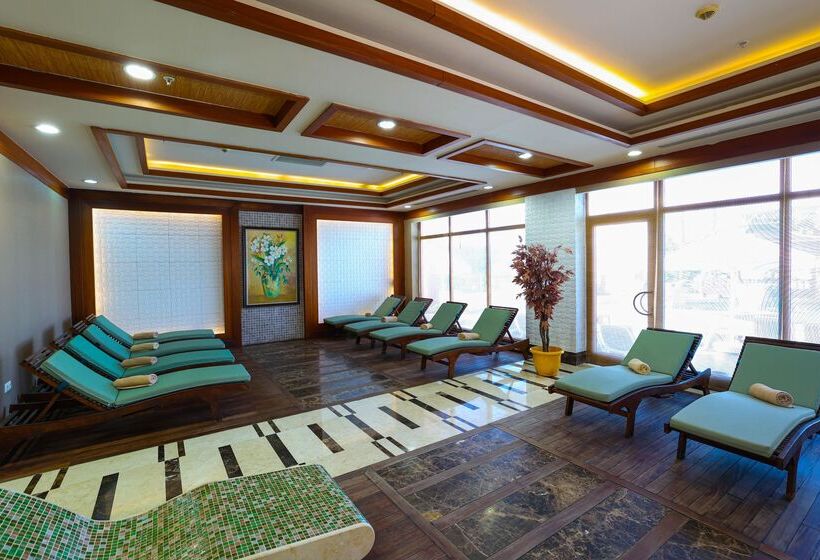 Crystal Family Resort & Spa   Ultimate All Inclusive