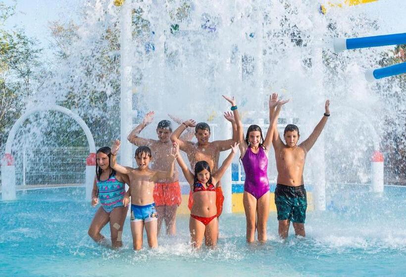 Guitart Central Park Aqua Resort