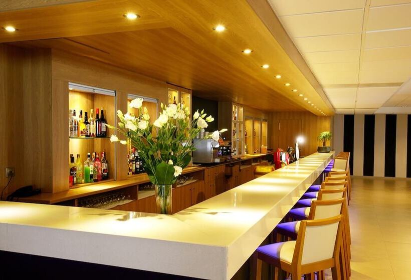 Guitart Central Park Aqua Resort