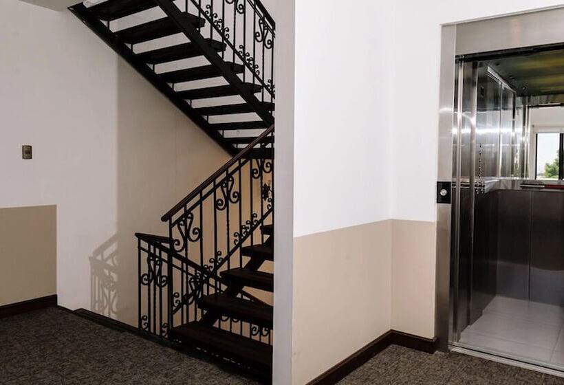 簡易ホテル Villa Del Carmen