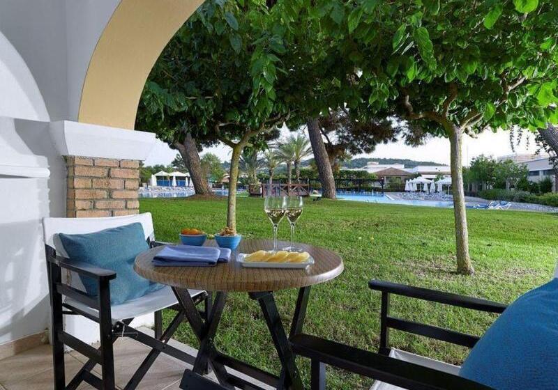 בית מלון כפרי Aldemar Olympian Village