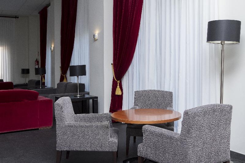 Hotel Balneario de Trillo - Carlos III