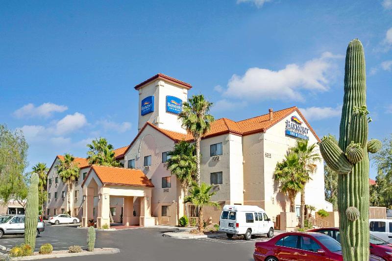 هتل Baymont By Wyndham Tucson Airport
