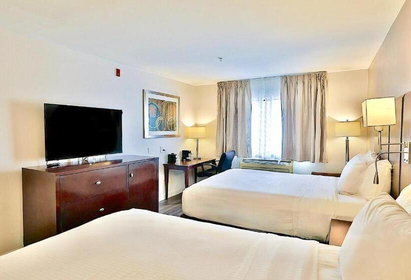 هتل Baymont By Wyndham Tucson Airport