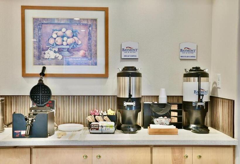 هتل Baymont By Wyndham Tucson Airport