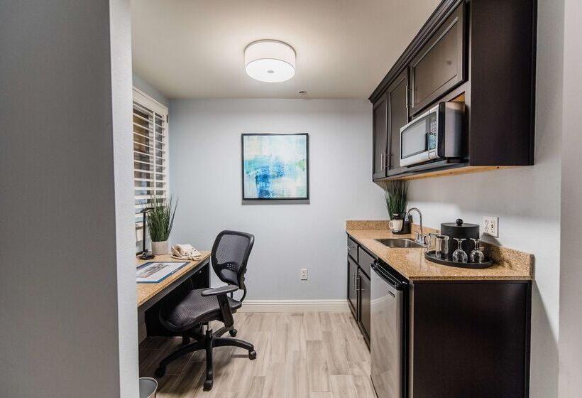 فندق Best Western Plus Manhattan Beach