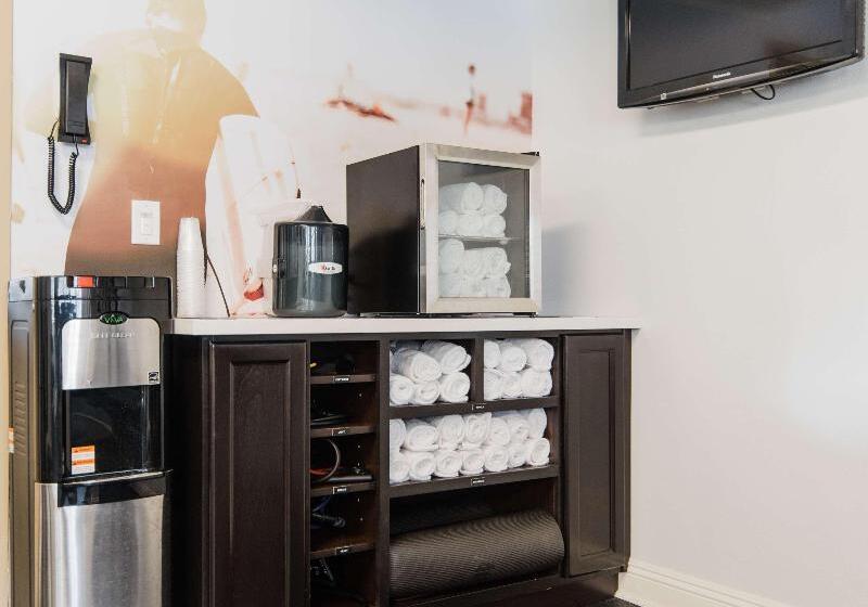 فندق Best Western Plus Manhattan Beach