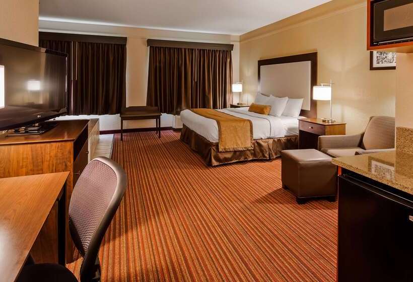 هتل Best Western Plus Strawberry Inn & Suites