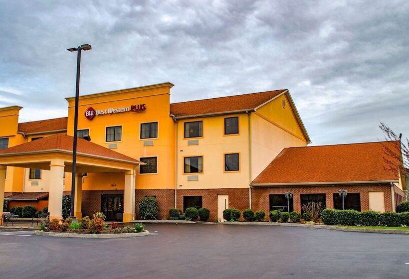 هتل Best Western Plus Strawberry Inn & Suites