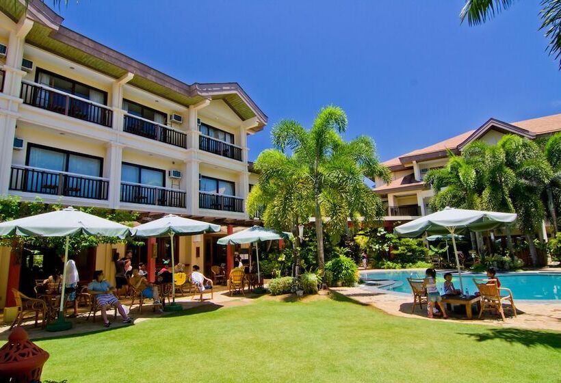 בית מלון כפרי Boracay Tropics Resort