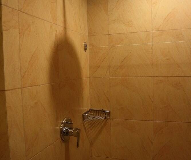 Hotel Boracay Tropics Resort