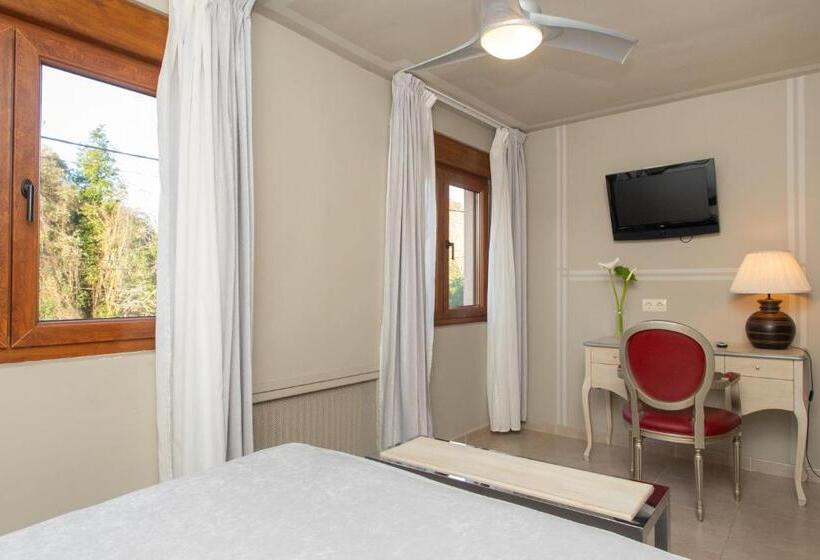 فندق Bufon De Arenillas