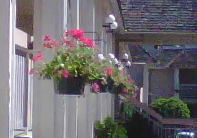 فندق Caravelle Inn Extended Stay