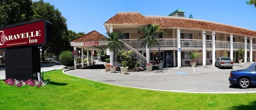 فندق Caravelle Inn Extended Stay